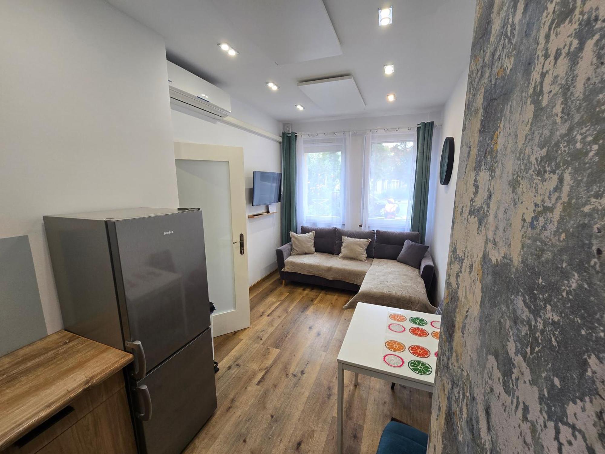 Dzialkowa Apartment